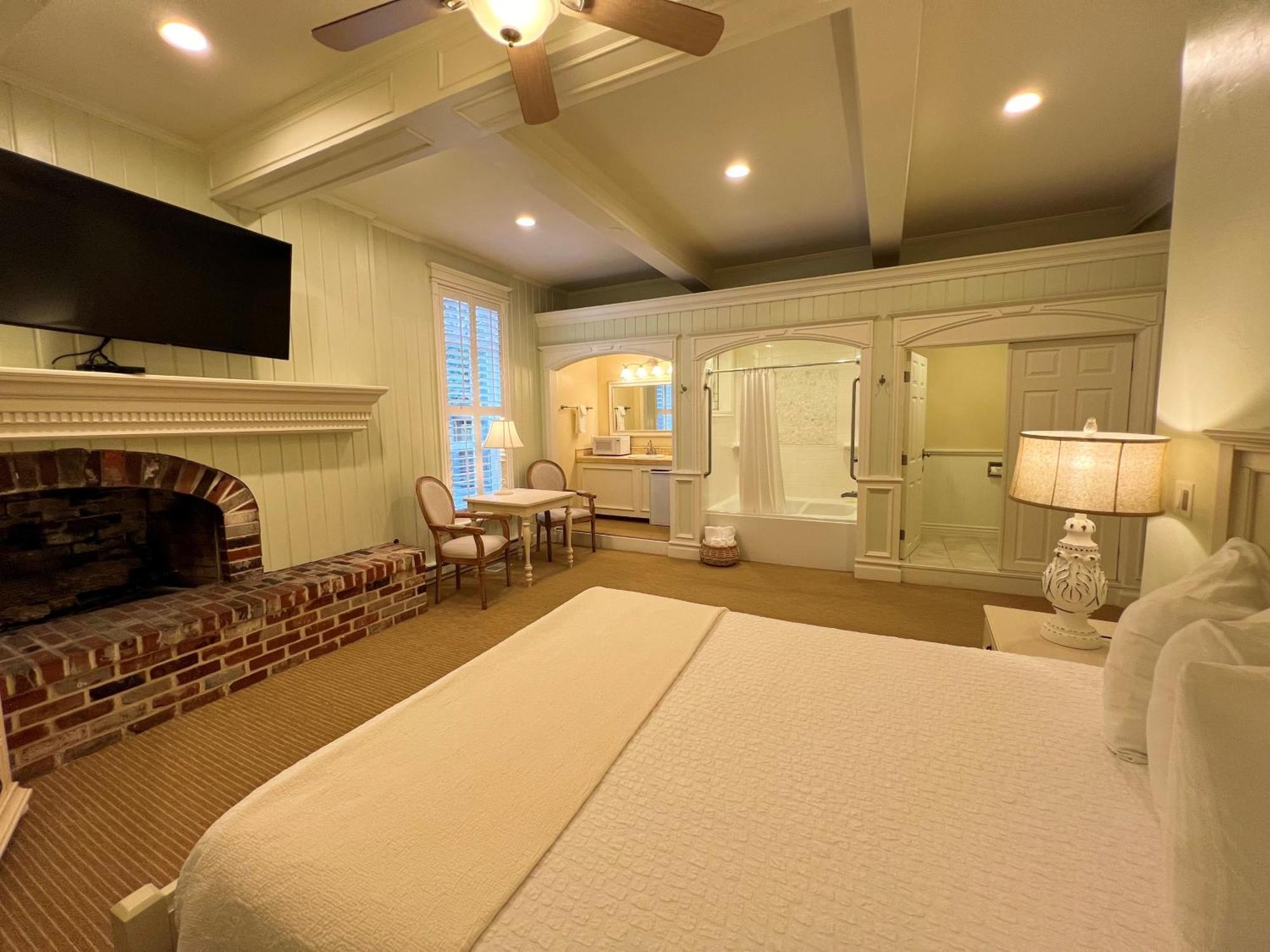Best Western Grandma'S Feather Bed Mendenhaven Εξωτερικό φωτογραφία