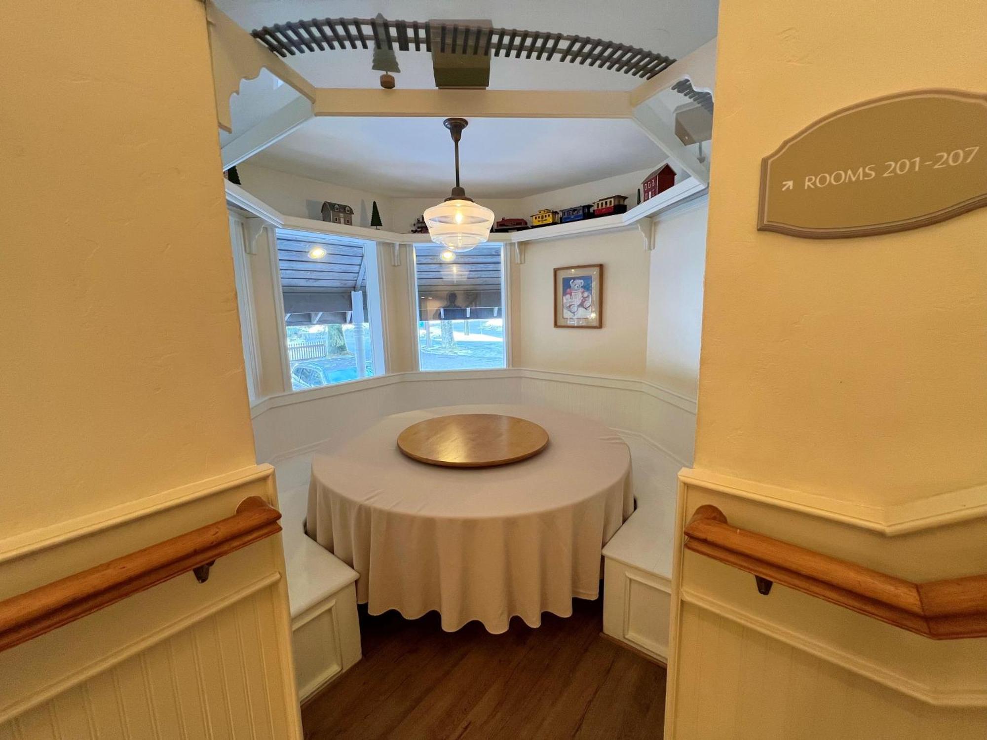 Best Western Grandma'S Feather Bed Mendenhaven Εξωτερικό φωτογραφία