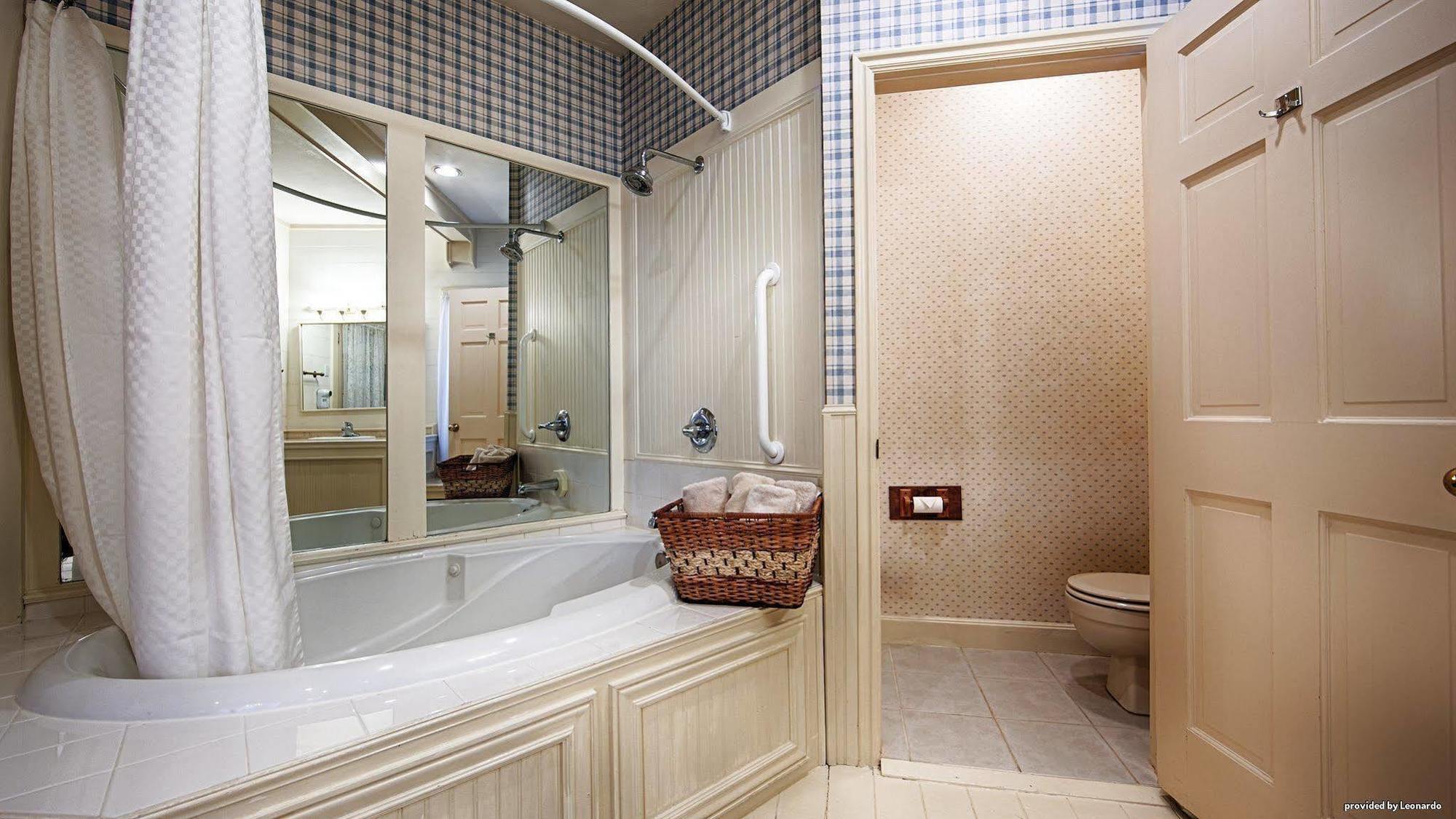 Best Western Grandma'S Feather Bed Mendenhaven Εξωτερικό φωτογραφία